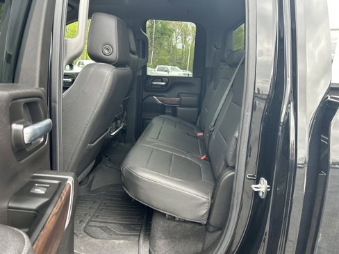 Certified 2022 GMC Sierra 2500 SLT w/ SLT Convenience Package AWD/4WD image 32