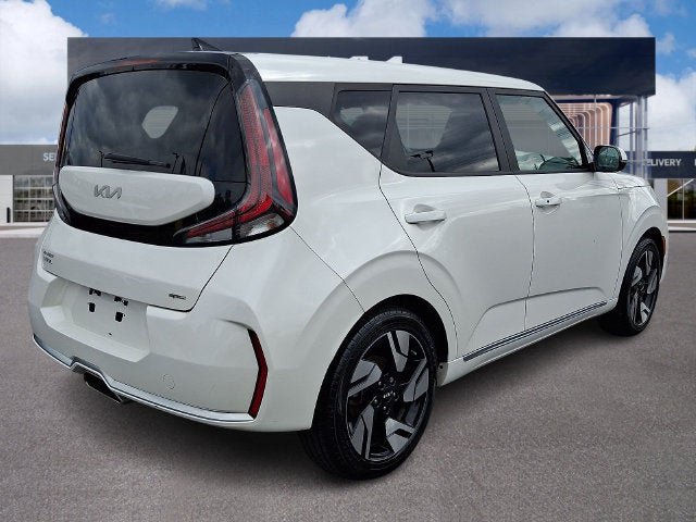 Used 2023 Kia Soul GT-Line FWD image 6