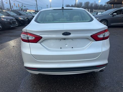 Used 2013 Ford Fusion SE image 7