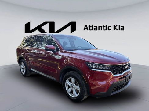 Certified 2022 Kia Sorento LX AWD/4WD image 4