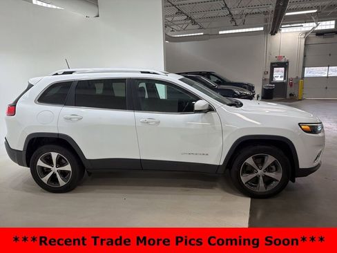 Used 2019 Jeep Cherokee Limited image 5