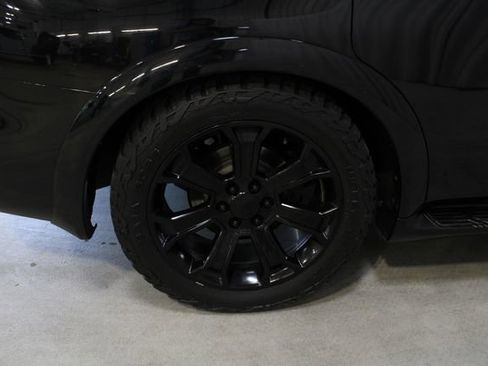 Used 2016 INFINITI QX80 Limited AWD/4WD image 29