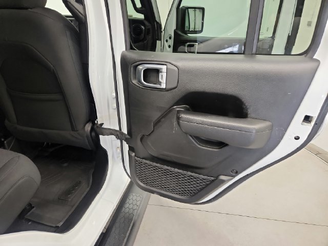 Used 2023 Jeep Wrangler Unlimited Sport AWD/4WD image 26