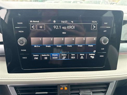 New 2026 Volkswagen Taos SEL AWD/4WD image 18