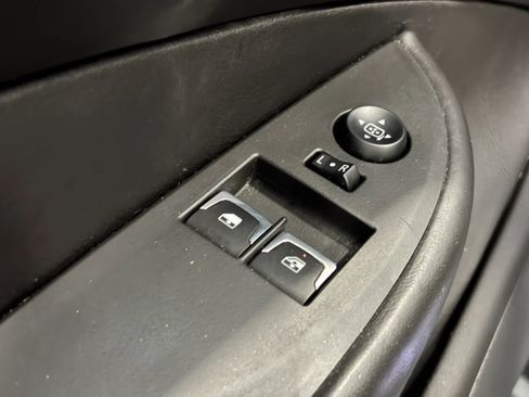 Used 2014 Cadillac ELR w/ Luxury Package FWD image 34