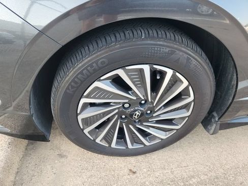 Used 2024 Hyundai Sonata SEL FWD image 9