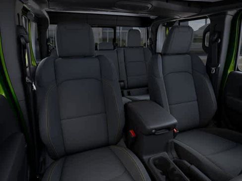 Used 2025 Jeep Gladiator Sport image 29