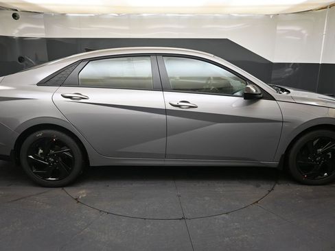 New 2026 Hyundai Elantra Sport image 5