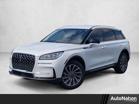 Used 2024 Lincoln Corsair Reserve image 1