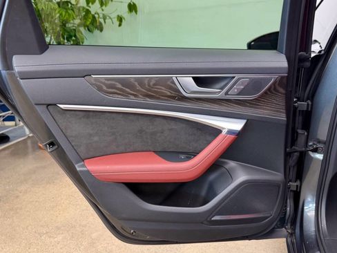 Used 2020 Audi S6 Premium Plus w/ S Sport Package image 63