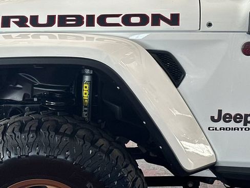 Used 2022 Jeep Gladiator Rubicon w/ Dual Top Group image 33