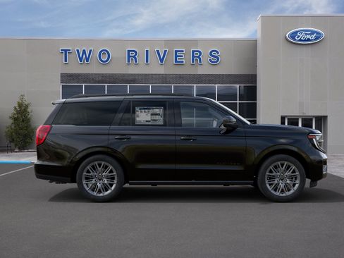 New 2027 Ford Expedition Platinum w/ Stealth Appearance Package AWD/4WD image 5