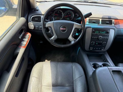 Used 2012 GMC Yukon SLT w/ Heritage Edition Package AWD/4WD image 16