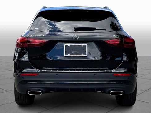 Certified 2026 Mercedes-Benz GLA 250 4MATIC image 4