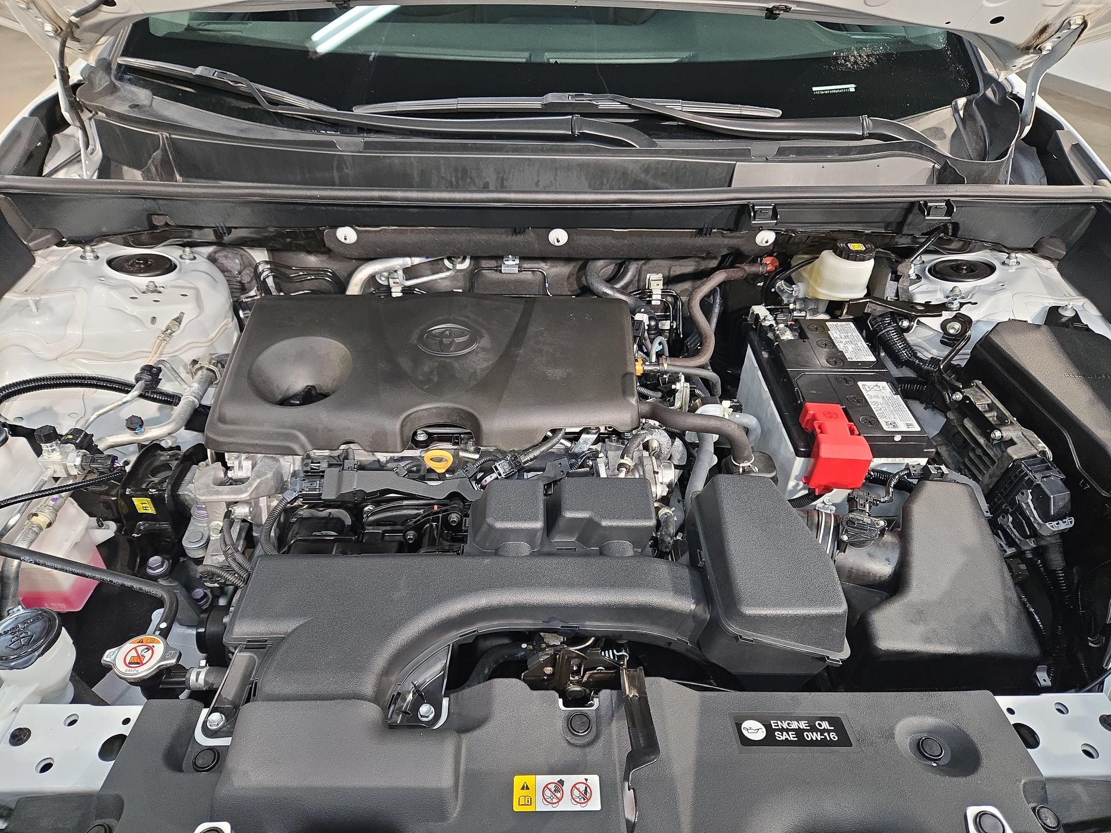 Used 2024 Toyota RAV4 LE FWD image 19