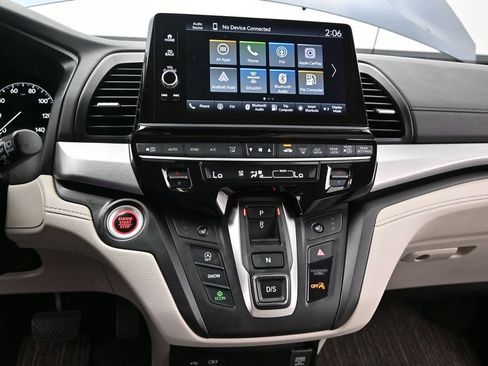 Used 2025 Honda Odyssey EX-L image 18