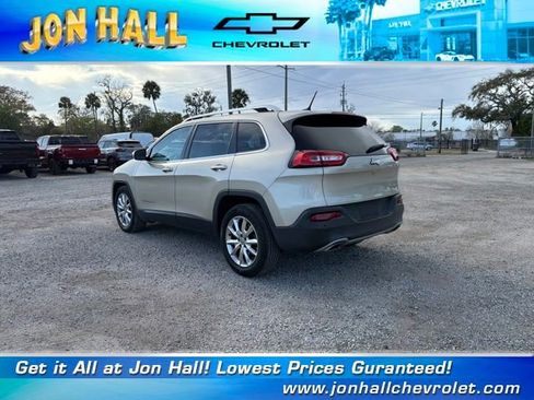 Used 2015 Jeep Cherokee Limited w/ Luxury Group image 7