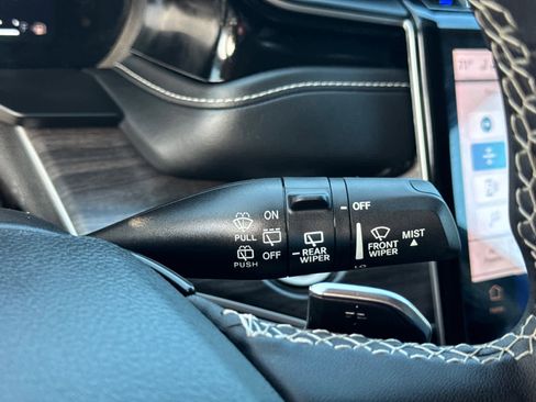 Used 2023 Jeep Grand Cherokee 30th Anniversary image 19