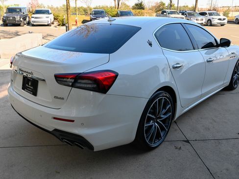 Used 2022 Maserati Ghibli Modena Q4 AWD/4WD image 5