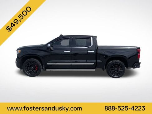 Used 2023 Chevrolet Silverado 1500 High Country w/ High Country Premium Package AWD/4WD image 2