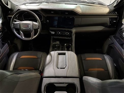 Used 2022 GMC Sierra 1500 AT4 w/ AT4 Premium Package image 10