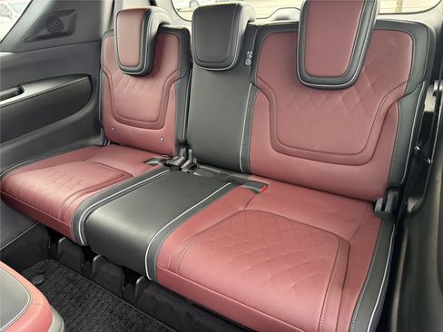 Used 2026 INFINITI QX80 Autograph w/ Premium Cargo Package AWD/4WD image 32