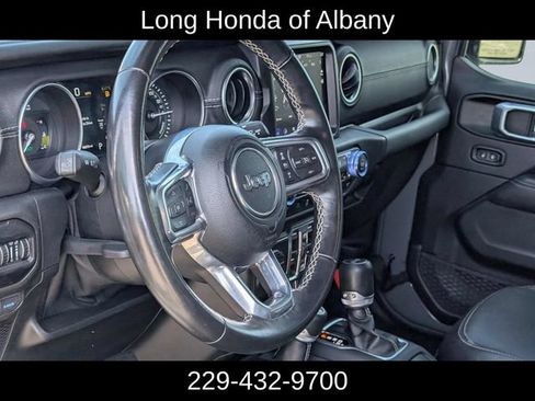 Used 2021 Jeep Wrangler Unlimited Sahara w/ Safety Group AWD/4WD image 11