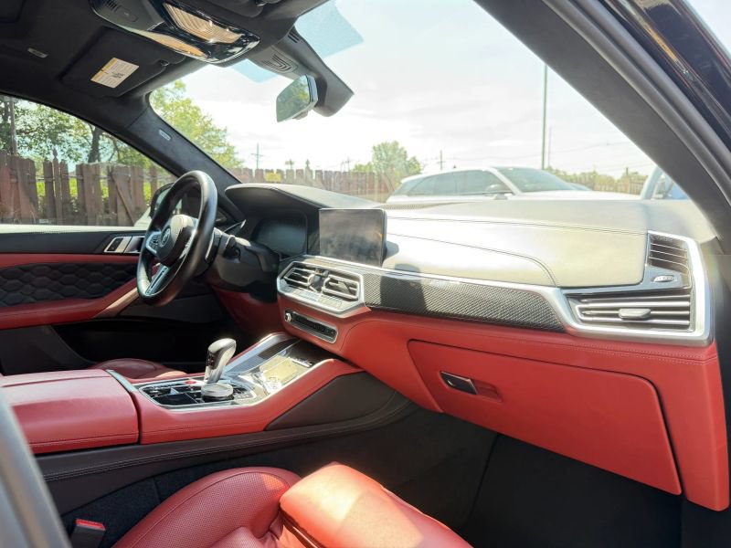 Used 2021 BMW X6 M Competition AWD/4WD image 32