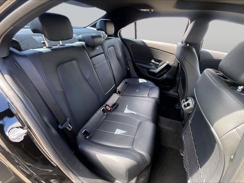 Used 2022 Mercedes-Benz A 220 image 17