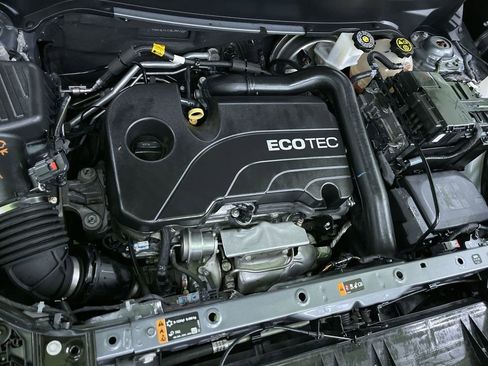 Used 2021 GMC Terrain SLE image 30