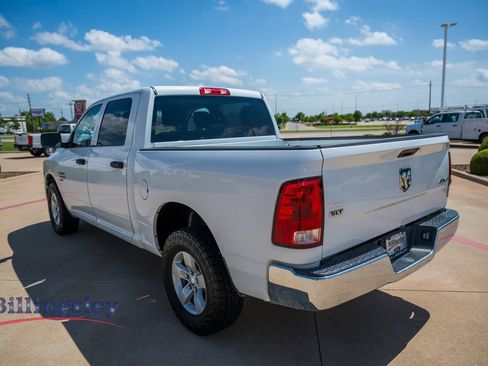Used 2023 RAM 1500 Classic SLT w/ Electronics Group AWD/4WD image 5