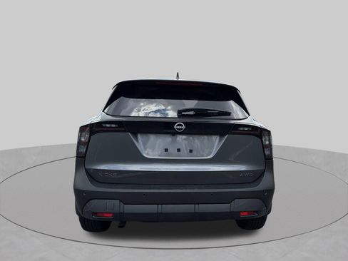 Used 2025 Nissan Kicks SV AWD/4WD image 4