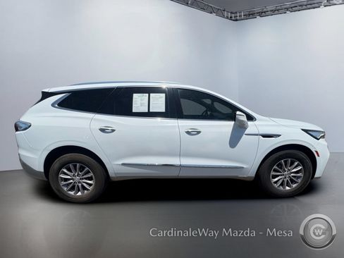 Used 2024 Buick Enclave Premium AWD/4WD image 3