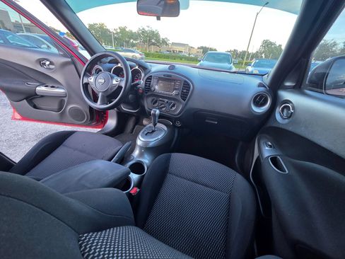 Used 2015 Nissan Juke S FWD image 15