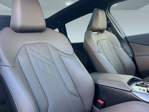 Used 2025 BMW X3 xDrive30i w/ Convenience Package image 30