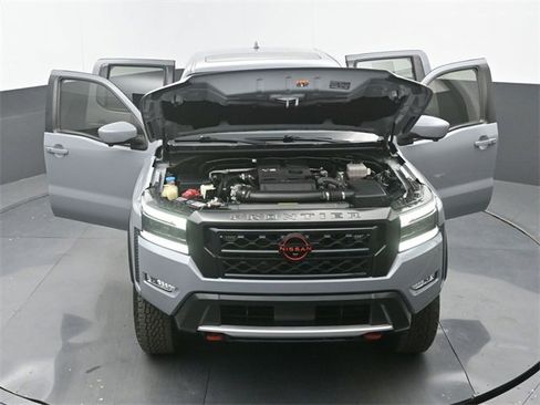 Used 2022 Nissan Frontier PRO-4X w/ Pro-4X Premium Package image 37