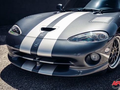 Used 2000 Dodge Viper GTS RWD image 23