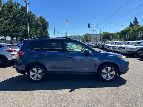 Used 2014 Subaru Forester 2.5i Limited AWD/4WD image 8