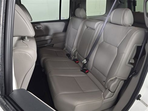 Used 2010 Honda Pilot EX-L image 18