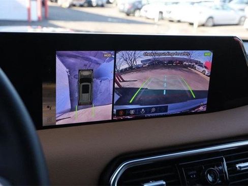 Used 2025 Nissan Armada SL w/ Captain's Chari Seat Package image 19