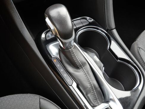 Used 2023 Buick Encore GX Preferred w/ Cold Weather Comfort Package image 39