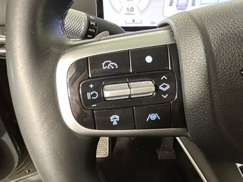 Used 2025 Genesis GV80 2.5T Standard AWD/4WD image 15