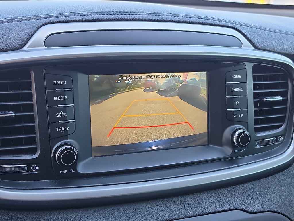 Used 2019 Kia Sorento S FWD image 25