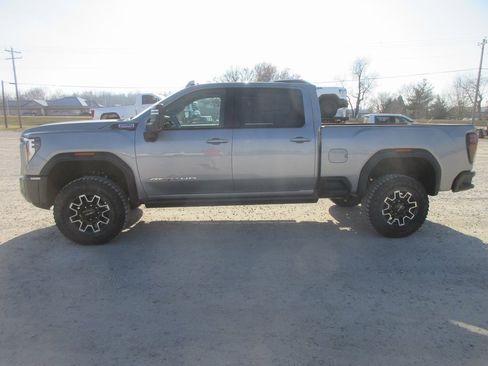 New 2026 GMC Sierra 2500 AT4X image 9