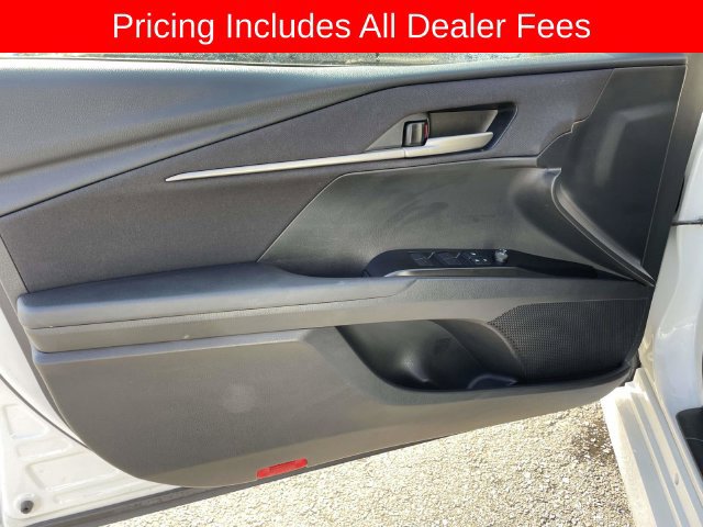 Used 2025 Toyota Camry LE FWD image 18