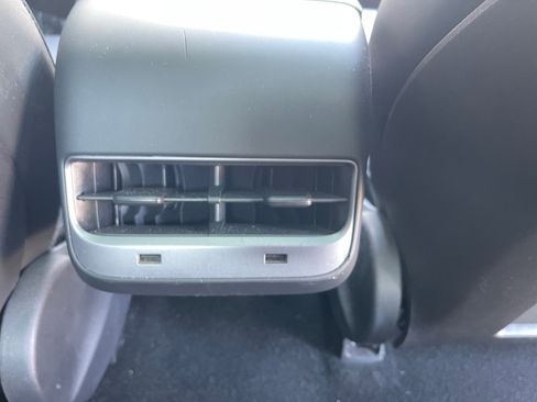 Used 2020 Tesla Model 3 Performance image 17