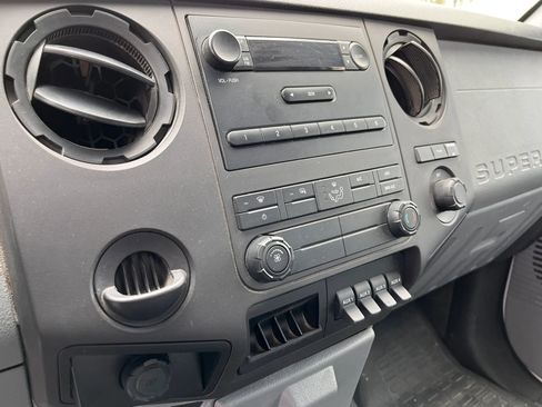 Used 2014 Ford F350 XL w/ Power Equipment Group RWD image 20