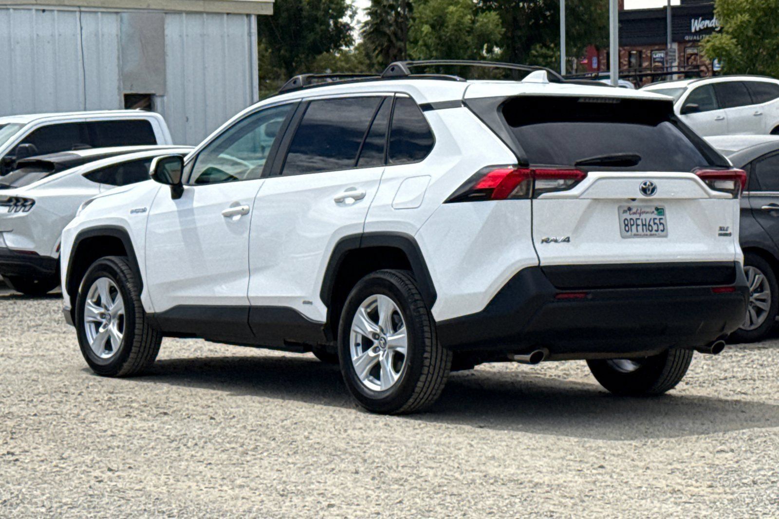 Used 2020 Toyota RAV4 XLE w/ Convenience Package AWD/4WD image 6
