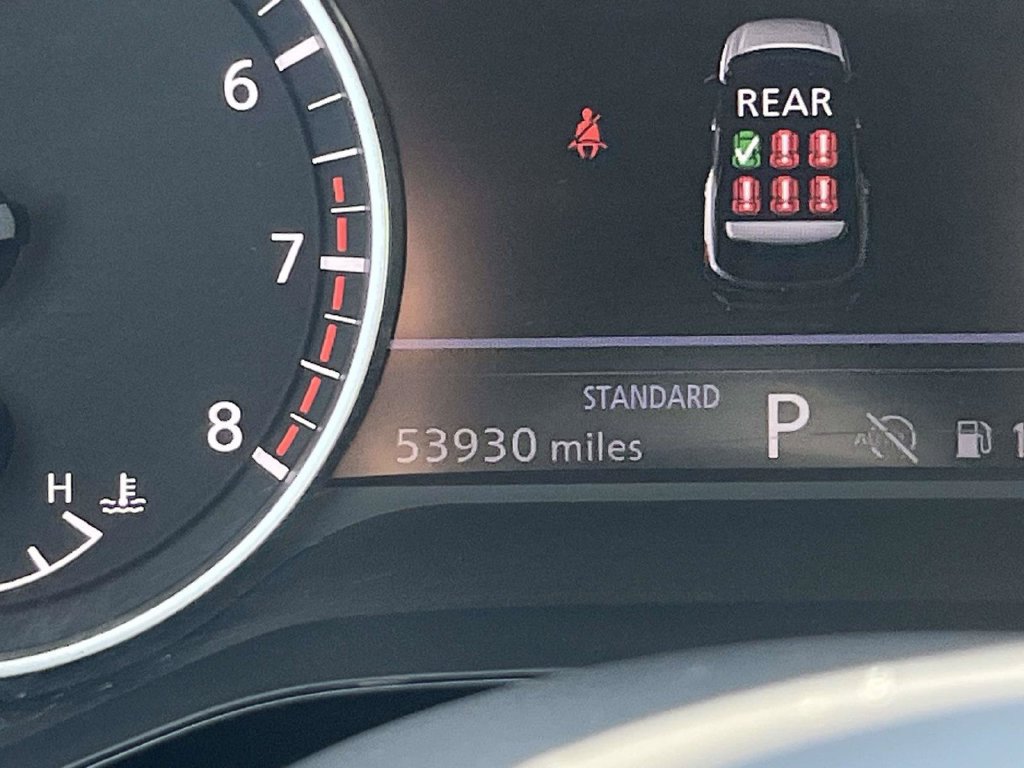 Used 2024 Nissan Pathfinder SV FWD image 21