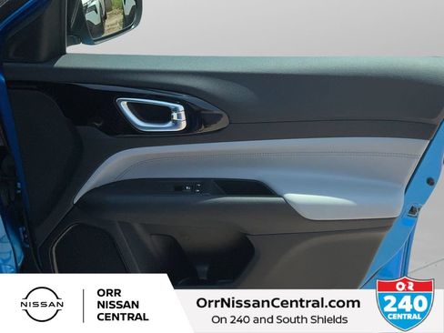 Used 2025 Jeep Compass Limited AWD/4WD image 10